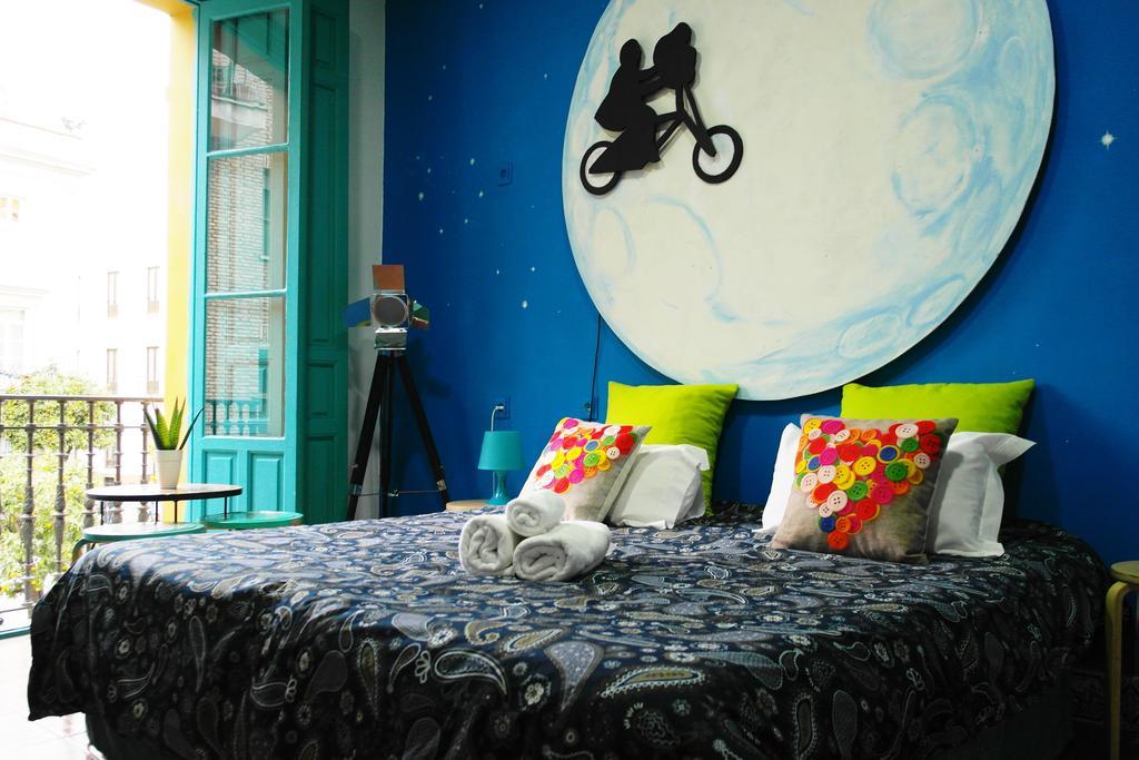 Sevilla Kitsch Hostel Art Εξωτερικό φωτογραφία